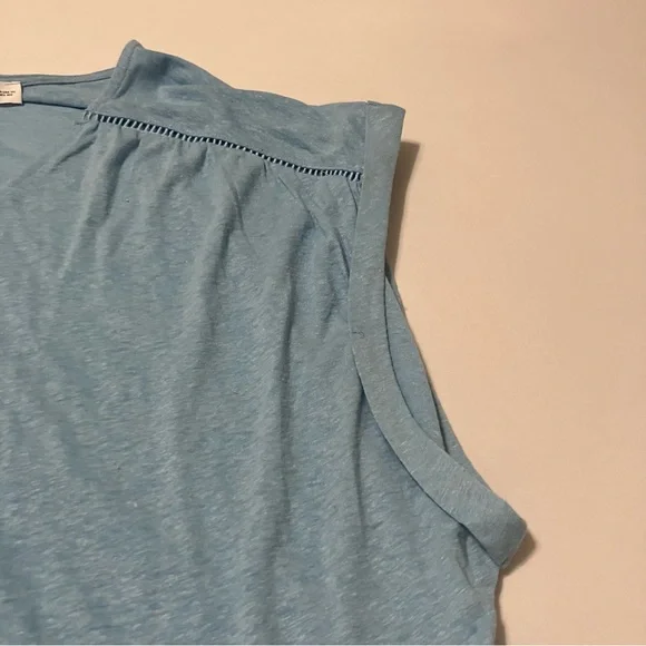 MNG by Mango 3x Light Blue V-Neck Women's Tee - Picture 10 of 14